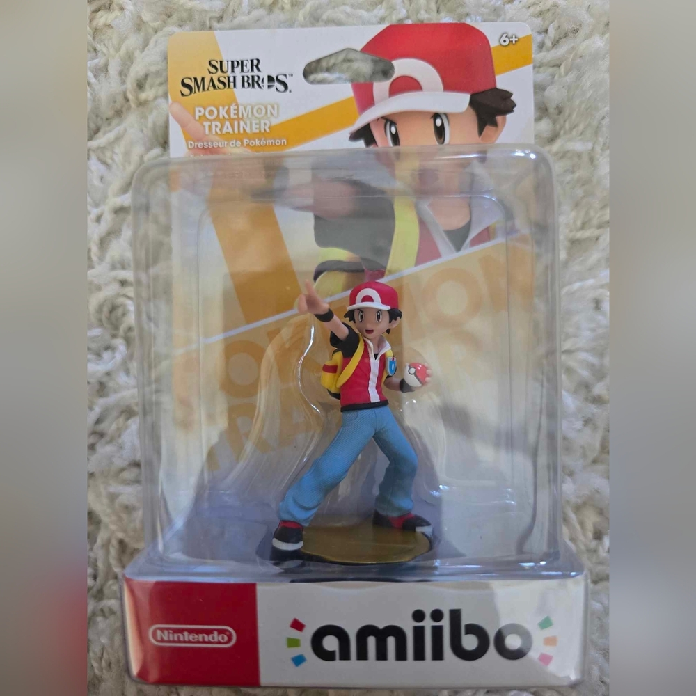 Nintendo Amiibo Pokemon Trainer Super Smash  Japan  New In Sealed Box Mint.  
